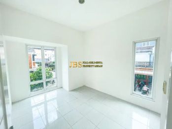 Dijual Rumah Hook Komplek Medan Resort City Cluster Amsterdam