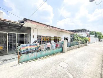 Jual Rumah Kondisi Siap Huni di Gang Keluarga (Titikuning) Medan