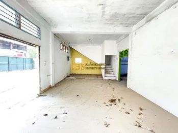 Disewakan Tanah & Gudang Jalan Irian Barat - Sampali