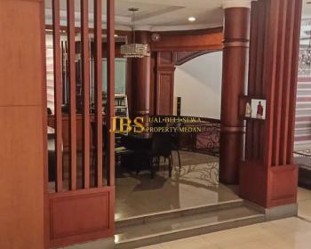Dijual Villa Siap Huni Komplek Padang Golf Mansion Medan
